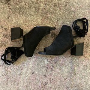 Never Worn Sam Edelman Sampson Bootie